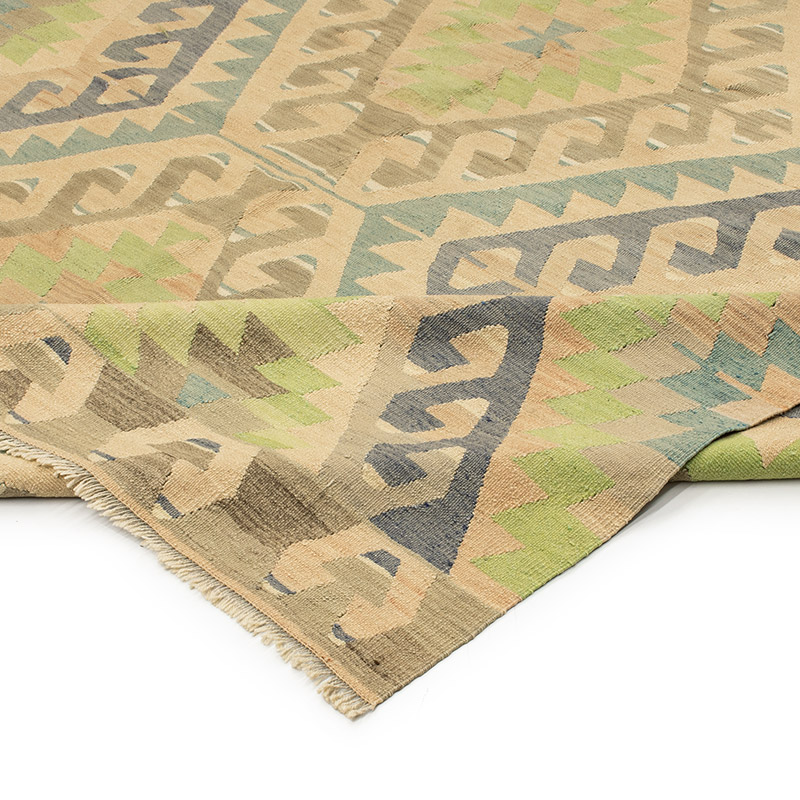 Vintage Esme Kilim Rug - 6' 4" x 10' 11" (76" x 131") - K0092236