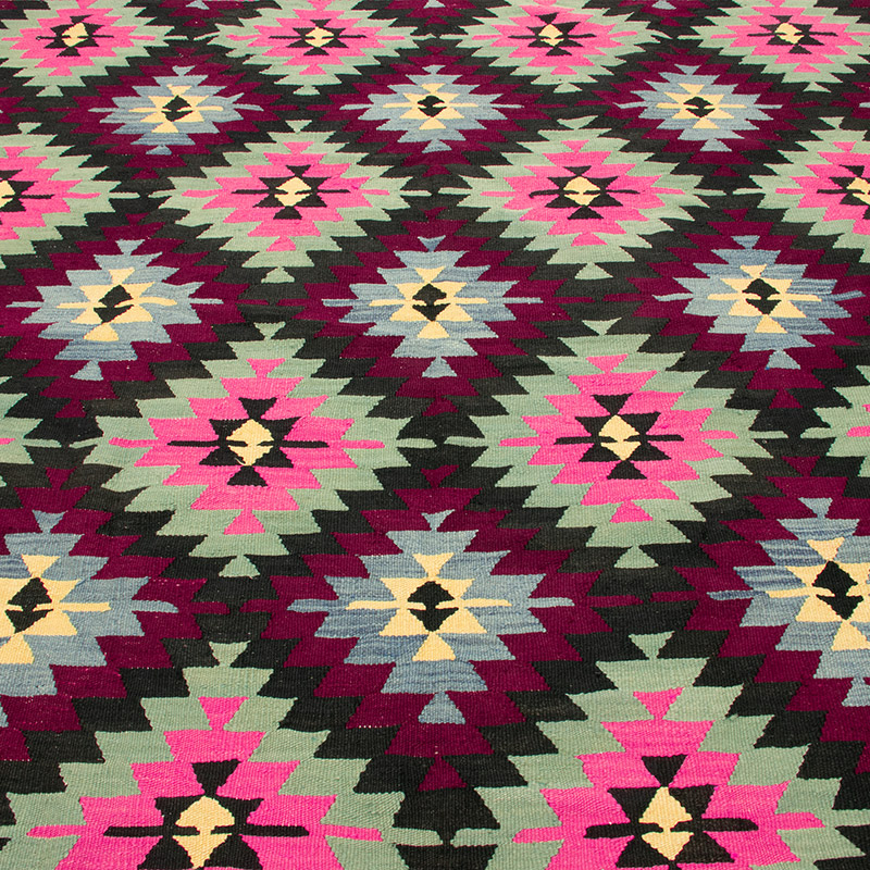 Vintage Mihalic Kilim Rug - 6' 3" x 10' 4" (75" x 124") - K0092239