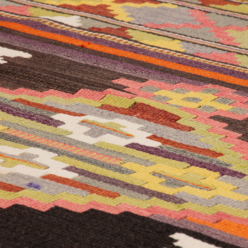 Vintage Puturge Kilim Rug - 5' 3" x 8' 9" (63" x 105") - K0092240