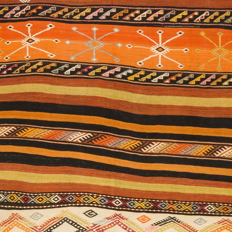 Vintage Sivas Kilim Rug - 4'  x 7' 3" (48" x 87") - K0092256
