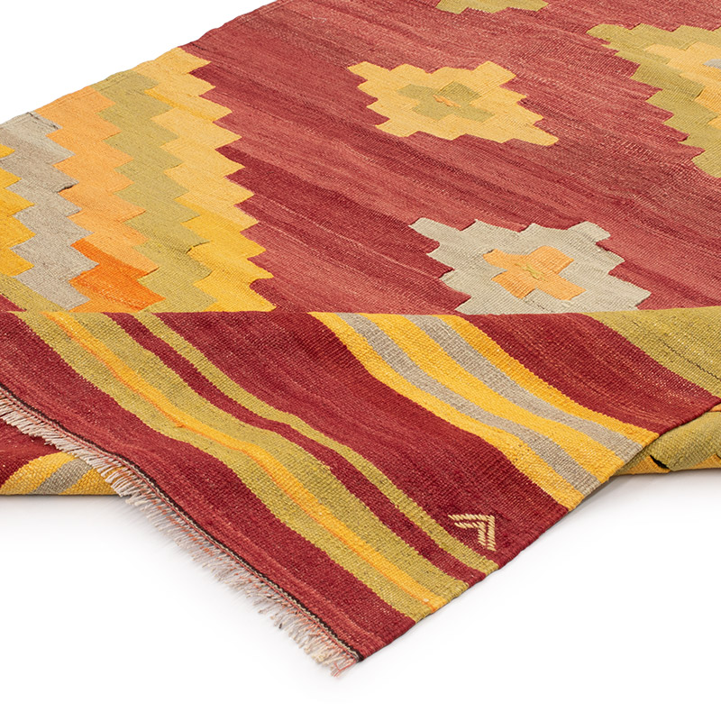 Vintage Mihalic Kilim Rug - 4' 7" x 9' 11" (55" x 119") - K0092257