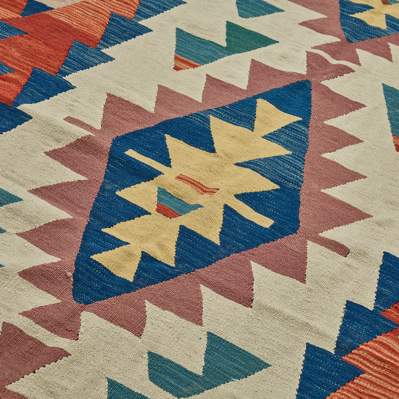 Turkish Handwoven Kilim Rug - K0092418