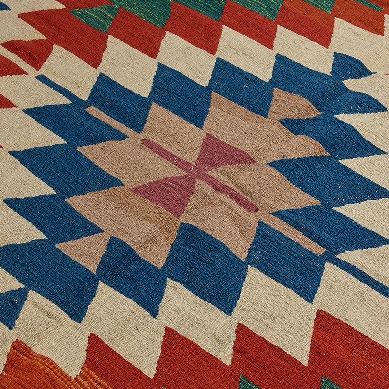 Turkish Handwoven Kilim Rug - K0092419