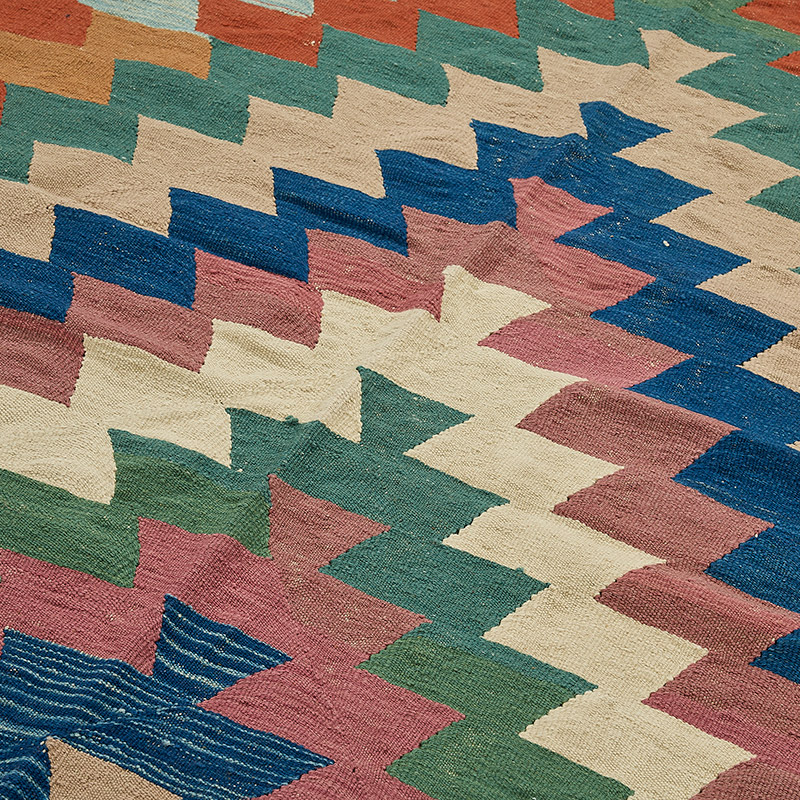 Turkish Handwoven Kilim Rug - K0092445