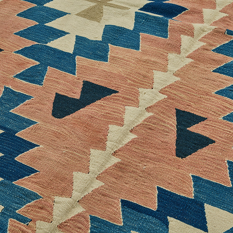 Turkish Handwoven Kilim Rug - K0092448