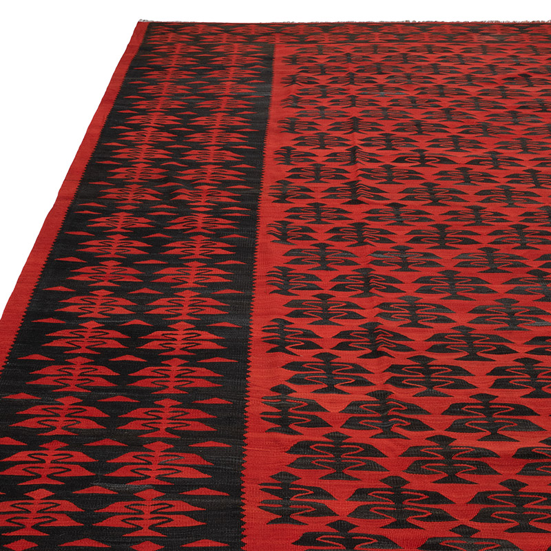 Vintage Bulgarian Kilim Rug - K0092573