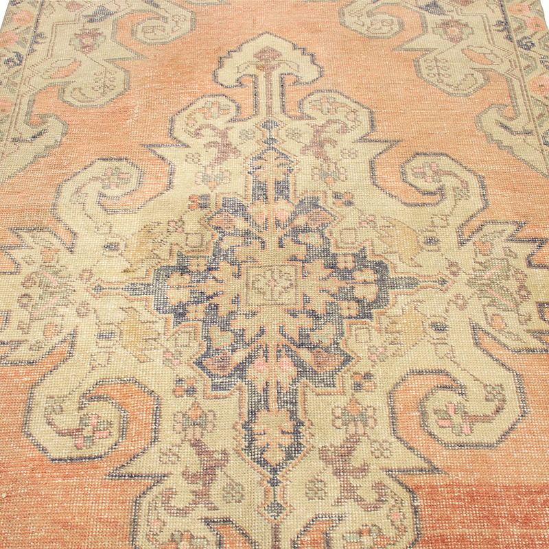 Vintage Turkish Hand-Knotted Rug - 4' 4" x 7' 3" (52" x 87") - K0092577
