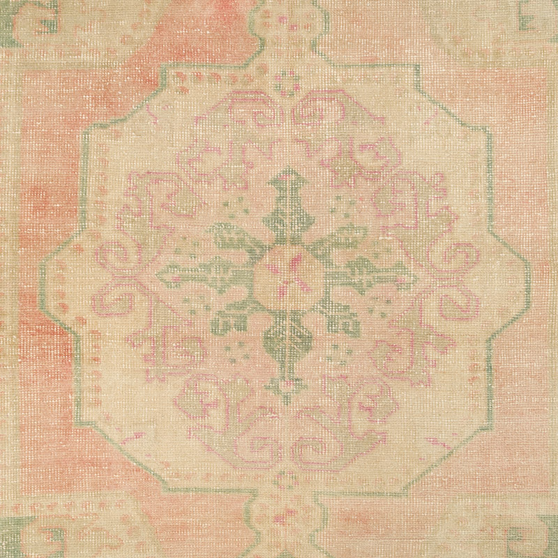Vintage Turkish Hand-Knotted Rug - 4' 3" x 6' 9" (51" x 81") - K0092586