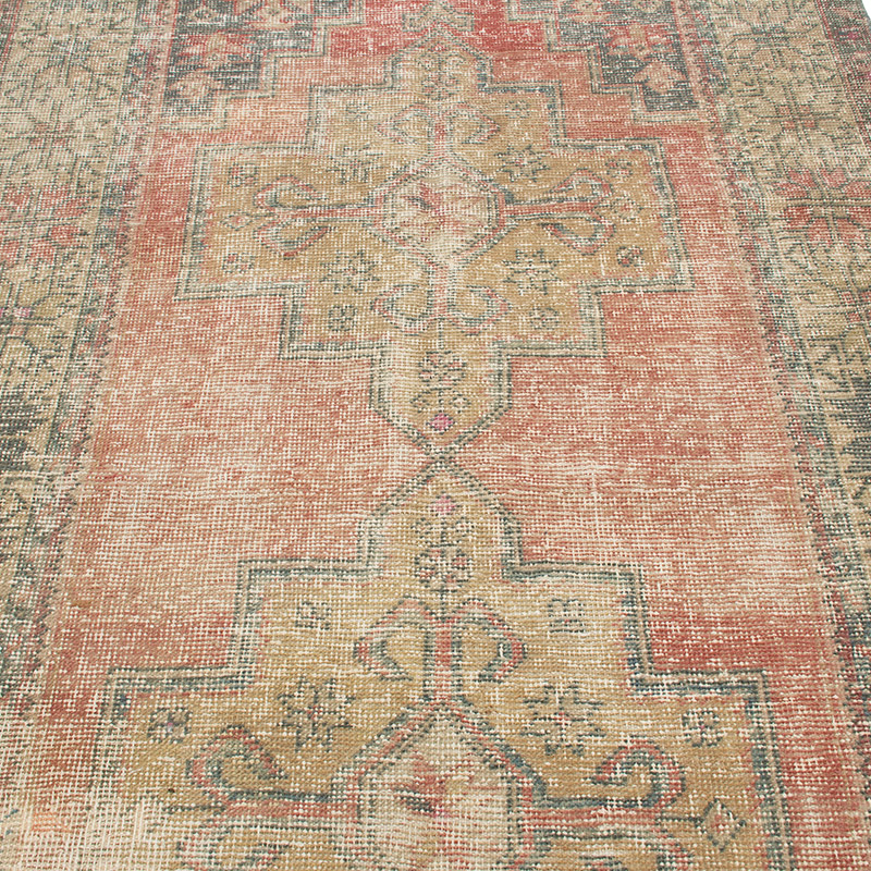 Vintage Turkish Hand-Knotted Rug - 4' 5" x 8' 8" (53" x 104") - K0092590