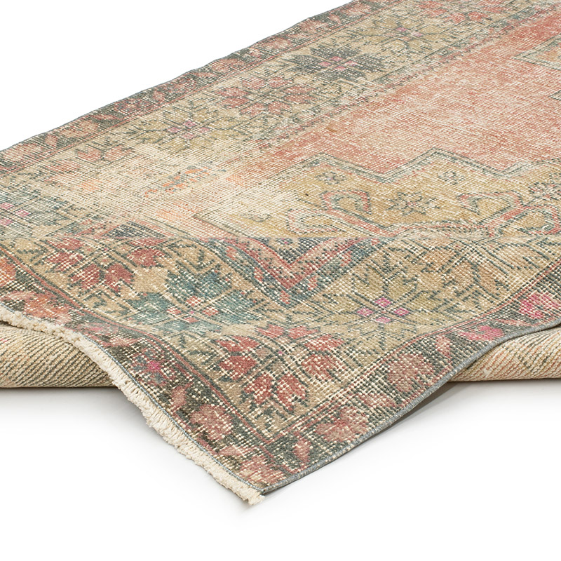 Vintage Turkish Hand-Knotted Rug - 4' 5" x 8' 8" (53" x 104") - K0092590