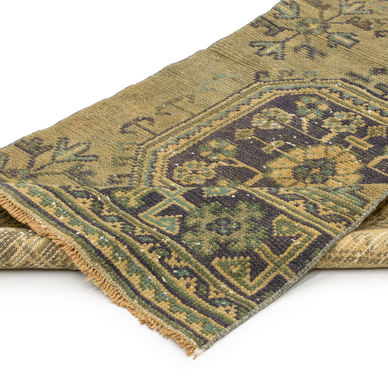 Vintage Turkish Hand-Knotted Runner - 2' 7" x 11' 9" (31" x 141") - K0092592