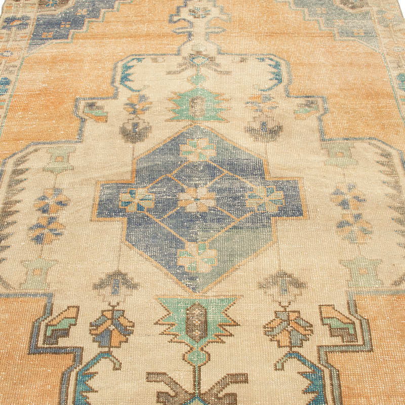 Vintage Turkish Hand-Knotted Rug - 4' 5" x 8' 6" (53" x 102") - K0092597