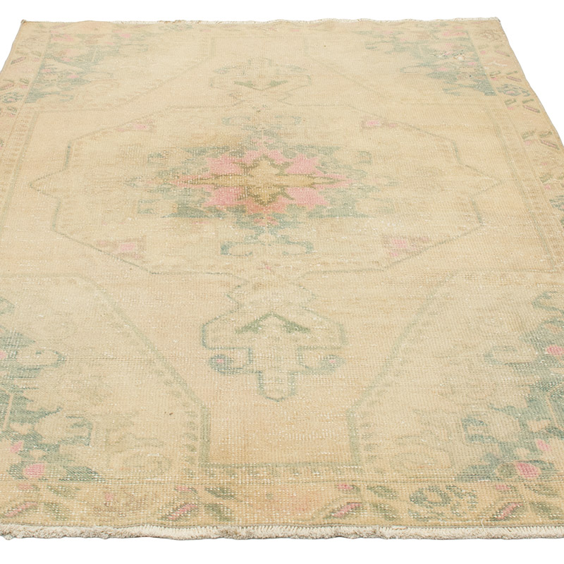 Vintage Turkish Hand-Knotted Rug - 4' 6" x 7' 1" (54" x 85") - K0092598