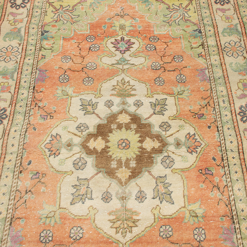Vintage Turkish Hand-Knotted Rug - 3' 10" x 5' 10" (46" x 70") - K0092602