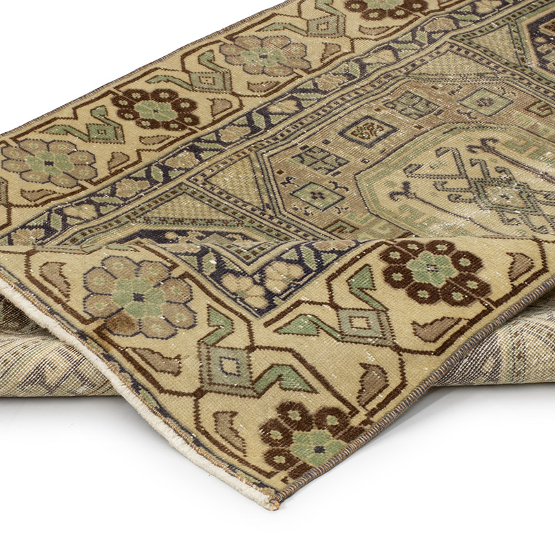 Vintage Turkish Hand-Knotted Rug - 3'  x 6'  (36" x 72") - K0092605