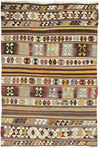 Vintage Aydin Kilim Rug - 4' 9" x 7'  (57" x 84")