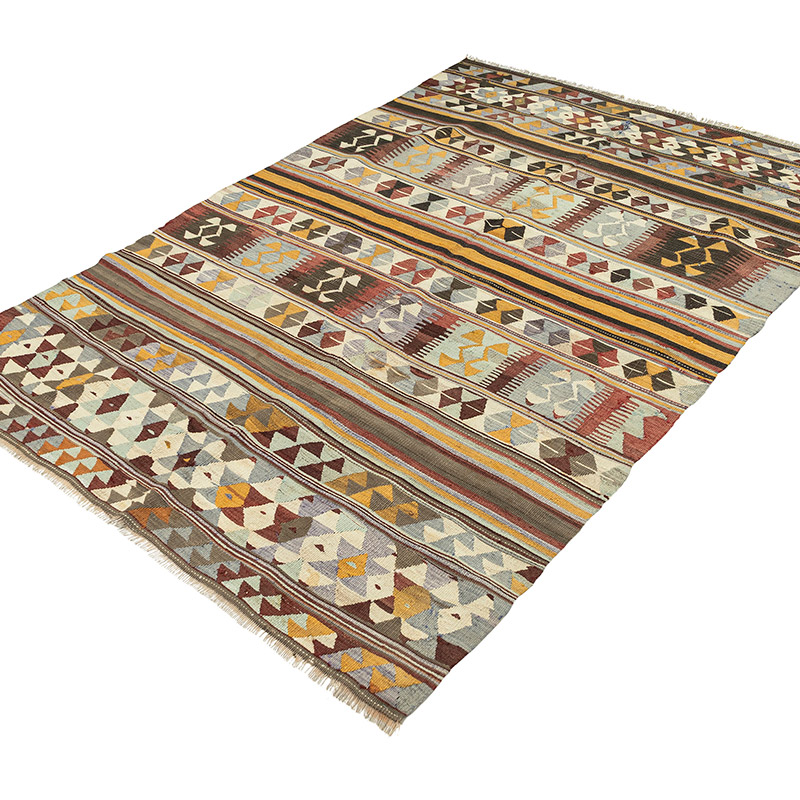 Vintage Aydin Kilim Rug - 4' 9" x 7'  (57" x 84") - K0092640