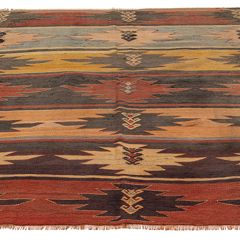 Vintage Sivas Kilim Rug - 4'  x 4' 9" (48" x 57") - K0092649