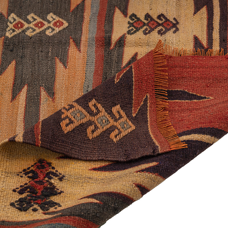 Vintage Sivas Kilim Rug - 4'  x 4' 9" (48" x 57") - K0092649
