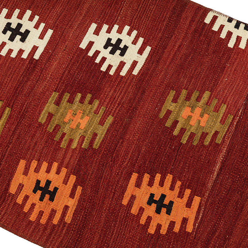 Vintage Sivas Kilim Rug - 1' 10" x 3' 10" (22" x 46") - K0092651