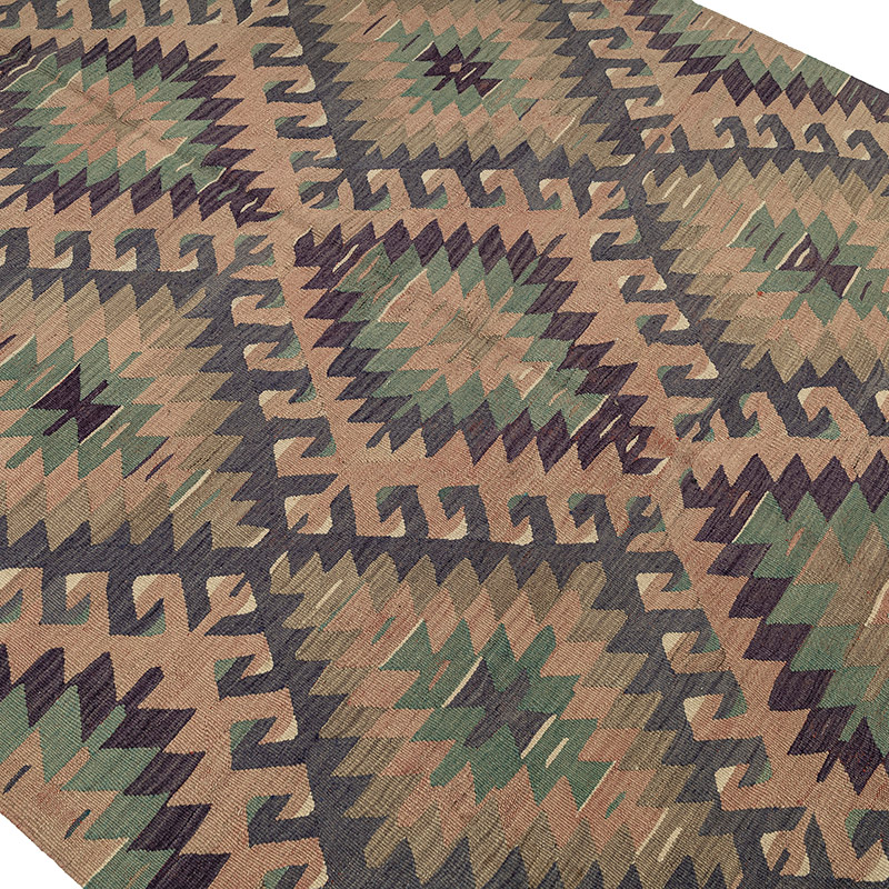 Vintage Esme Kilim Rug - 5' 7" x 11' 11" (67" x 143") - K0092663