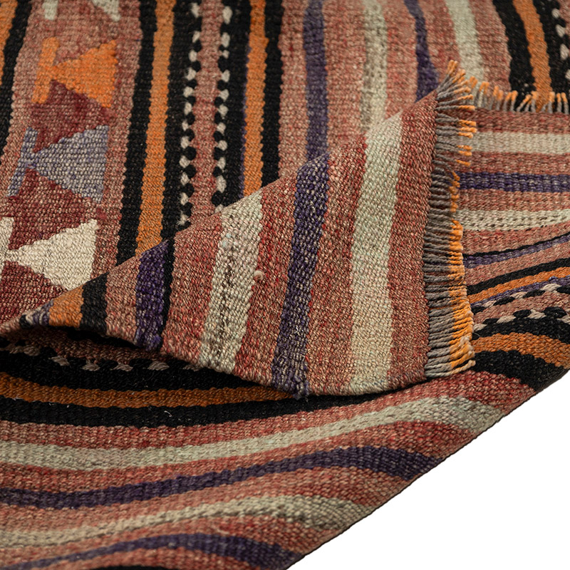 Vintage Konya Kilim Rug - 4' 4" x 6' 11" (52" x 83") - K0092679