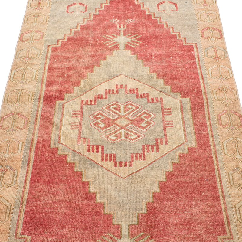 Vintage Turkish Hand-Knotted Rug - 2' 11" x 6' 7" (35" x 79") - K0092688
