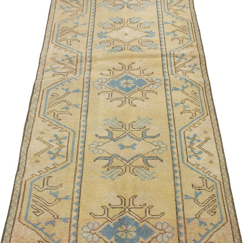 Vintage Turkish Hand-Knotted Runner - 2' 7" x 9' 3" (31" x 111") - K0092723