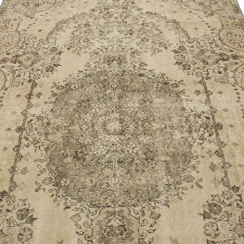 Vintage Turkish Hand-Knotted Rug - 5' 5" x 9' 6" (65" x 114") - K0092730