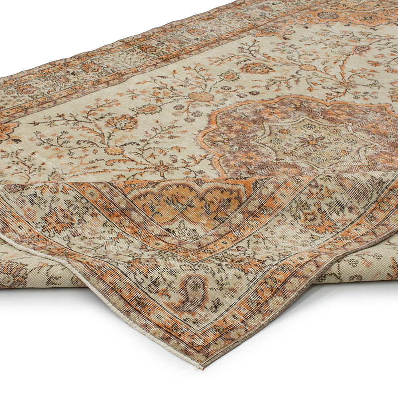 Vintage Turkish Hand-Knotted Rug - 6' 9" x 9' 3" (81" x 111") - K0092750