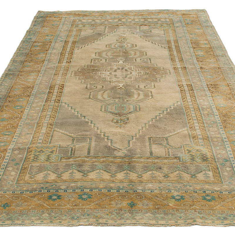 Vintage Turkish Hand-Knotted Rug - 4' 7" x 8' 4" (55" x 100") - K0092754