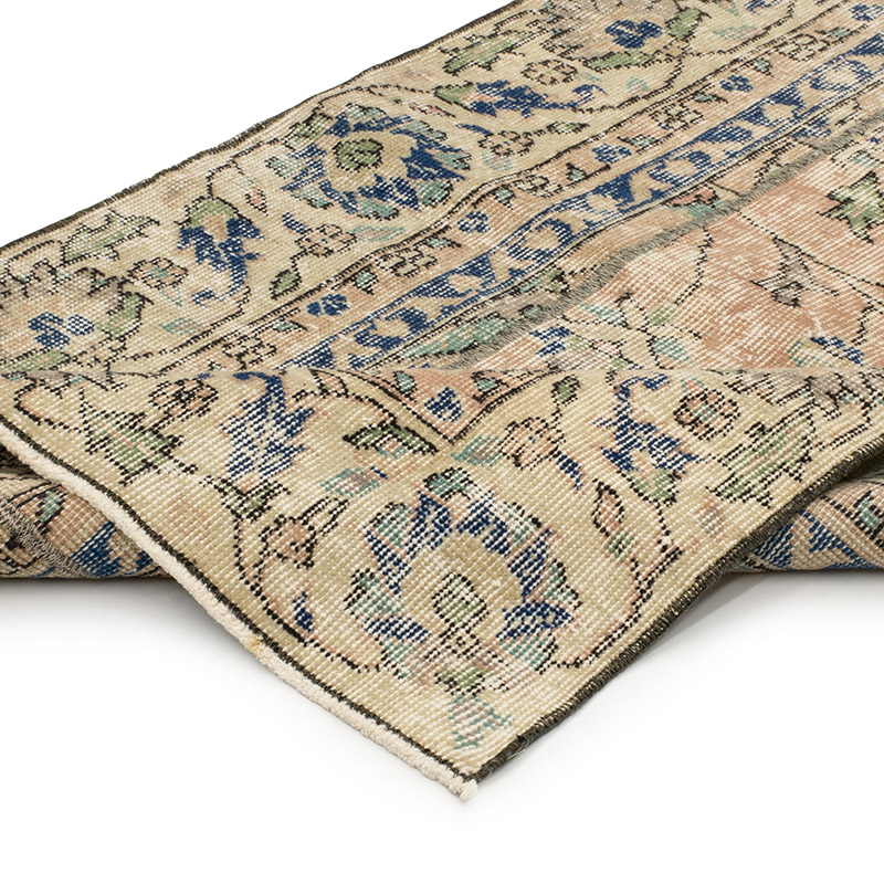 Vintage Turkish Hand-Knotted Runner - 2' 7" x 8' 11" (31" x 107") - K0092755