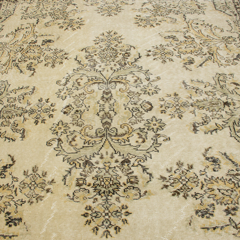 Vintage Turkish Hand-Knotted Rug - 5' 6" x 9'  (66" x 108") - K0092761
