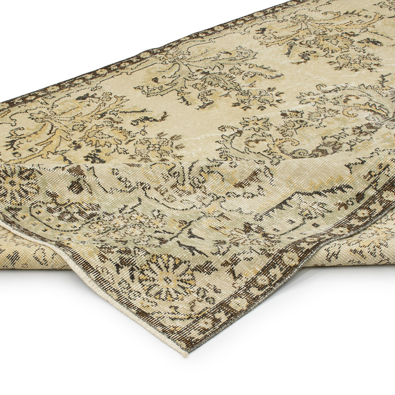 Vintage Turkish Hand-Knotted Rug - 5' 6" x 9'  (66" x 108") - K0092761