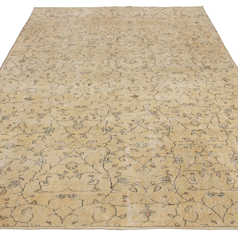 Vintage Turkish Hand-Knotted Rug - 5' 5" x 8' 11" (65" x 107") - K0092767