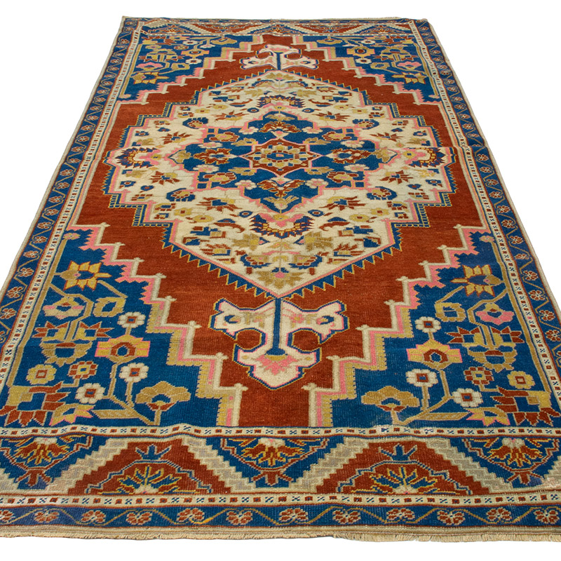 Vintage Turkish Hand-Knotted Rug - 4'  x 8' 10" (48" x 106") - K0092771