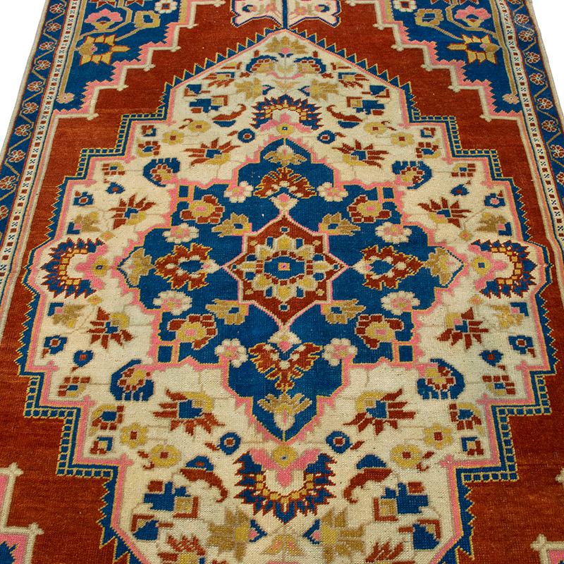 Vintage Turkish Hand-Knotted Rug - 4'  x 8' 10" (48" x 106") - K0092771