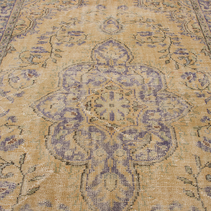 Vintage Turkish Hand-Knotted Rug - 6' 4" x 10' 3" (76" x 123") - K0092774