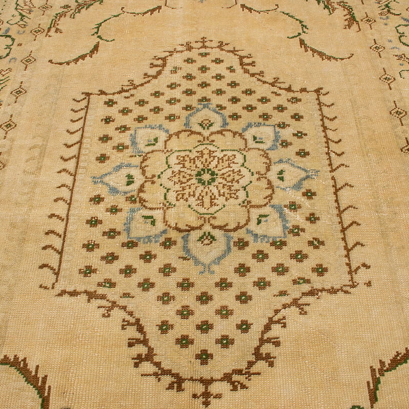 Vintage Turkish Hand-Knotted Rug - 5' 3" x 9' 1" (63" x 109") - K0092776
