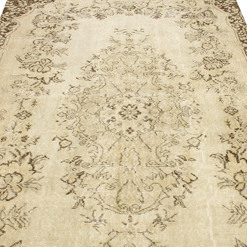 Vintage Turkish Hand-Knotted Rug - 5' 7" x 9' 5" (67" x 113") - K0092784