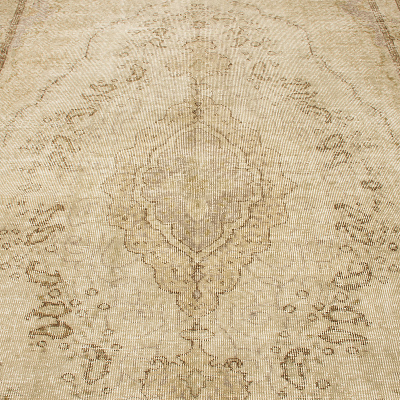 Vintage Turkish Hand-Knotted Rug - 5' 7" x 9' 5" (67" x 113") - K0092788