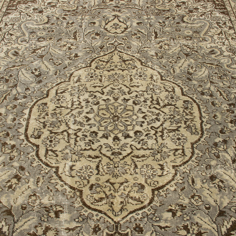 Vintage Turkish Hand-Knotted Rug - 6' 2" x 9' 2" (74" x 110") - K0092793