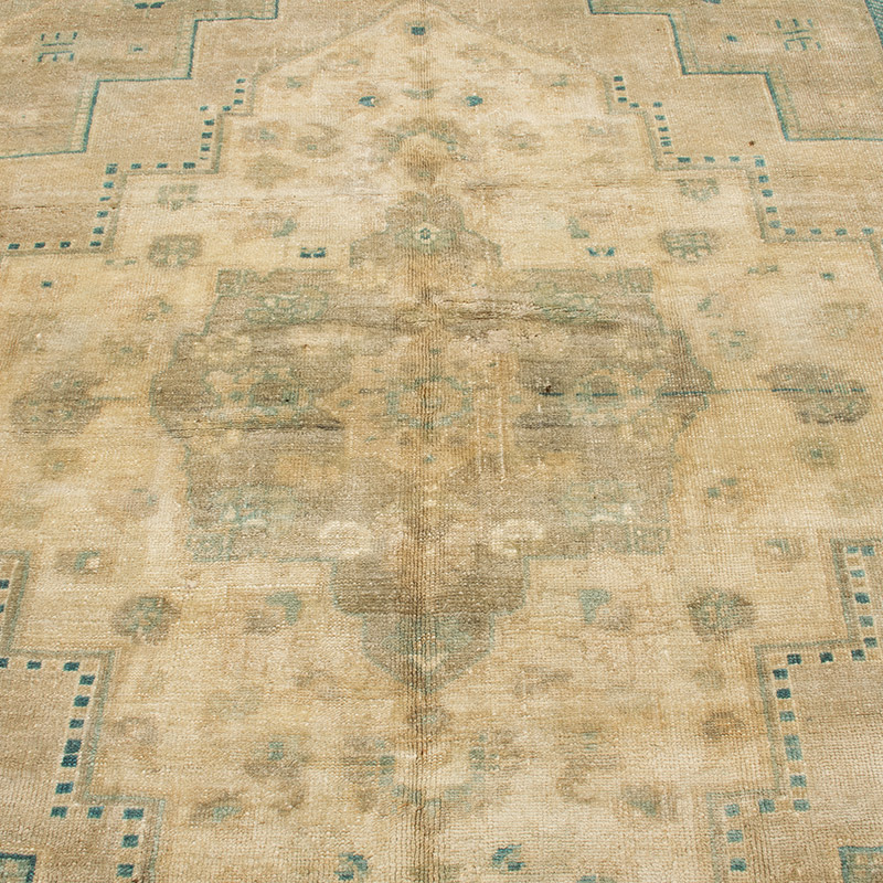 Vintage Turkish Hand-Knotted Rug - 4' 11" x 8' 4" (59" x 100") - K0092852