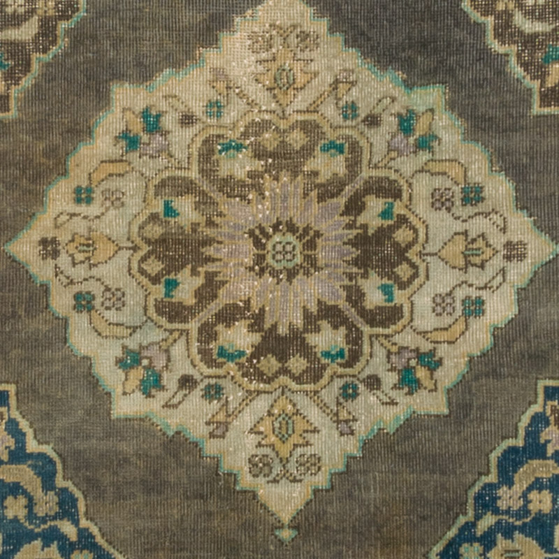 Vintage Turkish Hand-Knotted Runner - 2' 8" x 13' 4" (32" x 160") - K0092876
