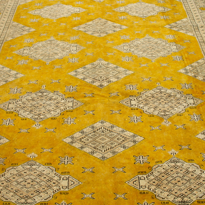 Vintage Turkish Hand-Knotted Rug - 6' 1" x 8' 10" (73" x 106") - K0092883