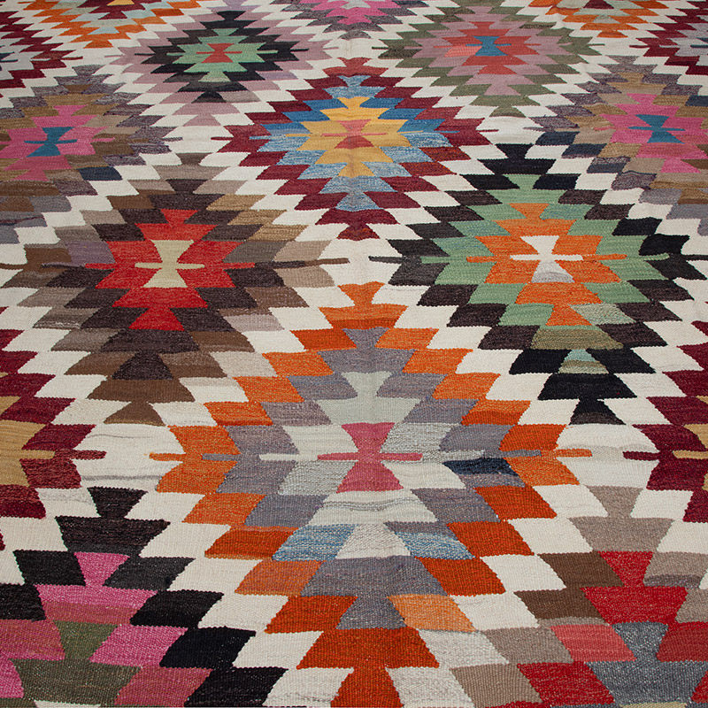 New Turkish Handwoven Kilim Rug - 8' 9" x 11' 4" (105" x 136") - K0093100