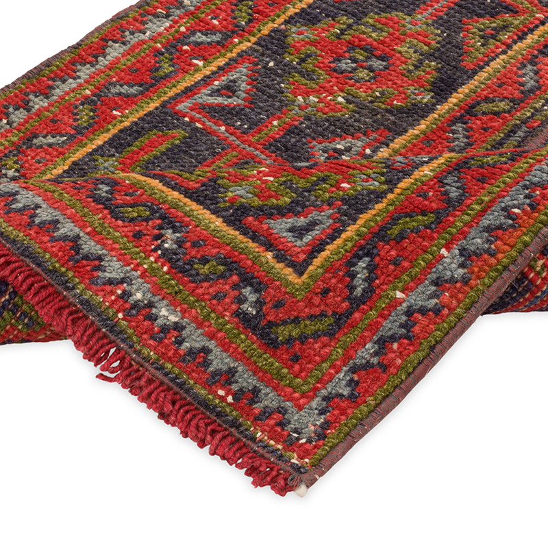 Vintage Turkish Runner Rug - 1' 10" x 18' 6" (22" x 222") - K0093268