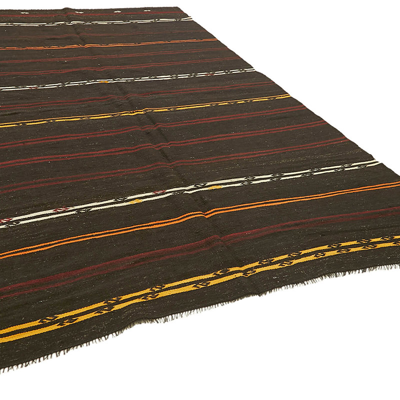 Vintage Anatolian Kilim Rug - 6' 9" x 10'  (81" x 120") - K0093630