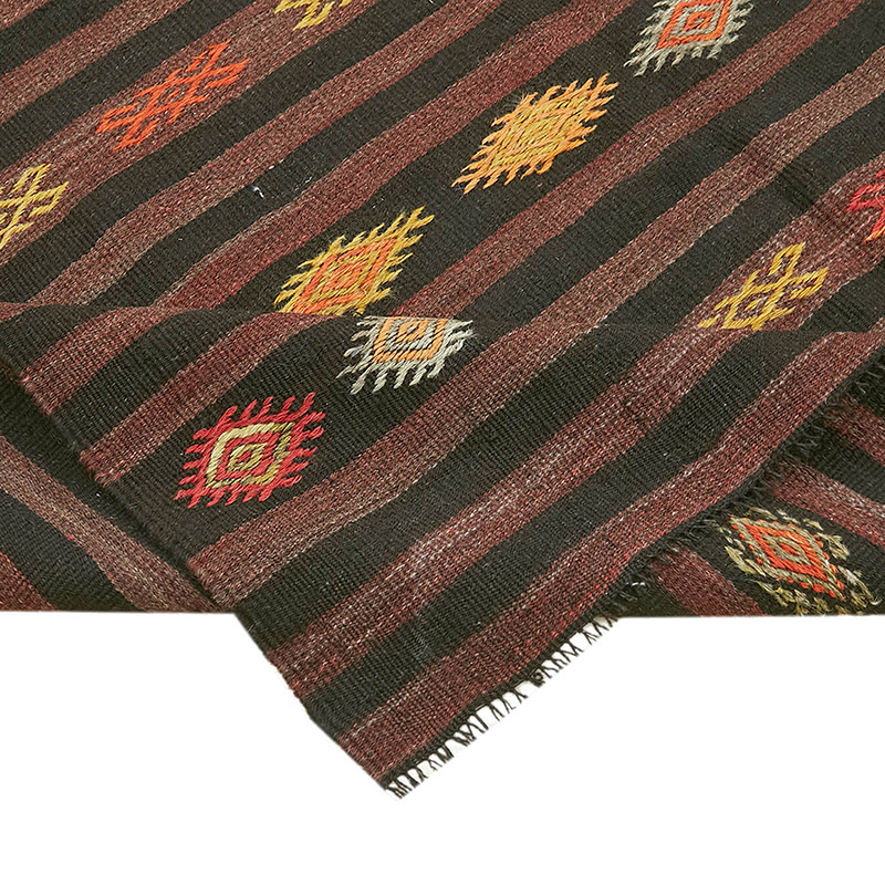 Vintage Anatolian Kilim Rug - 6' 8" x 10' 2" (80" x 122") - K0093633