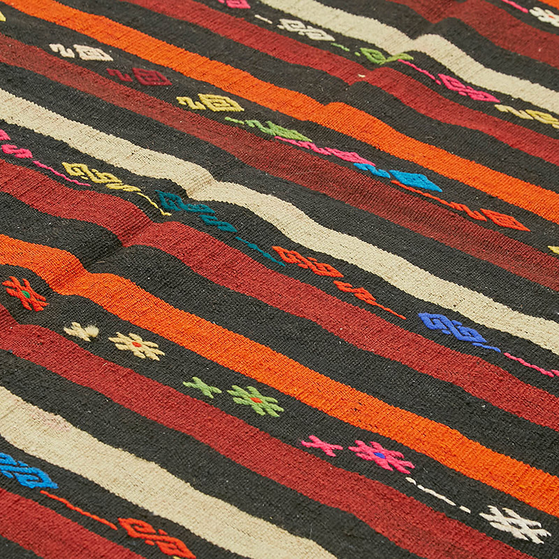 Vintage Anatolian Kilim Rug - 8' 2" x 11' 1" (98" x 133") - K0093636